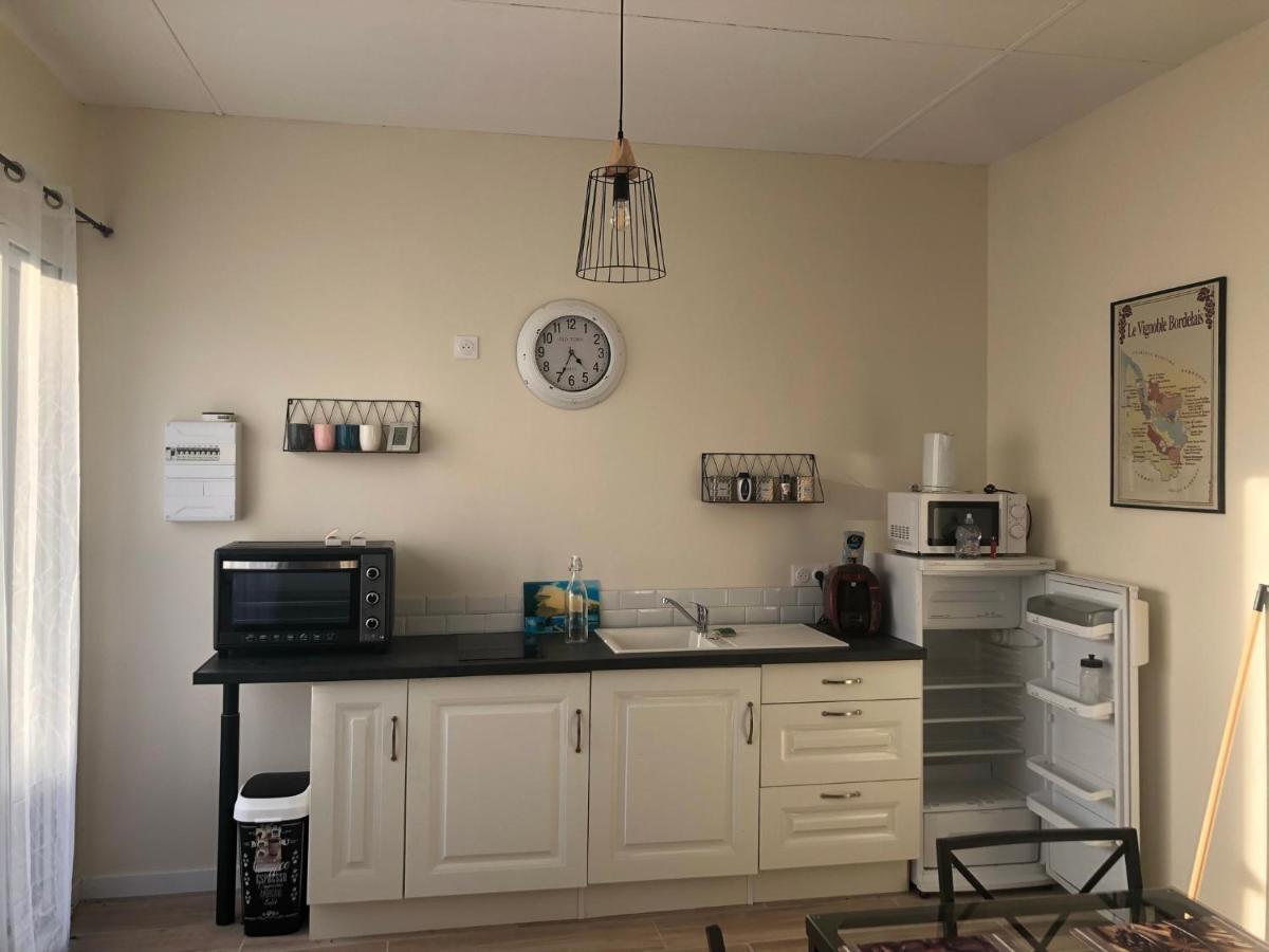 Gite Independant 1 Chambre Prignac-et-Marcamps エクステリア 写真